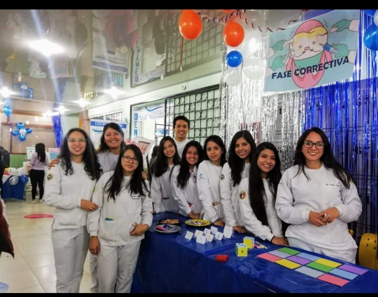 BelenCadena16's tweet photo. Ecuador déjanos volver !! 
Vacunación ya ! #odontologosconfuturo 
@DrMauroFalconi @Salud_Ec @Lenin @lacentralec @Presidencia_Ec @teleamazonasec @ecuavisa @jcarlosaizprua https://t.co/fGbc3ENr12