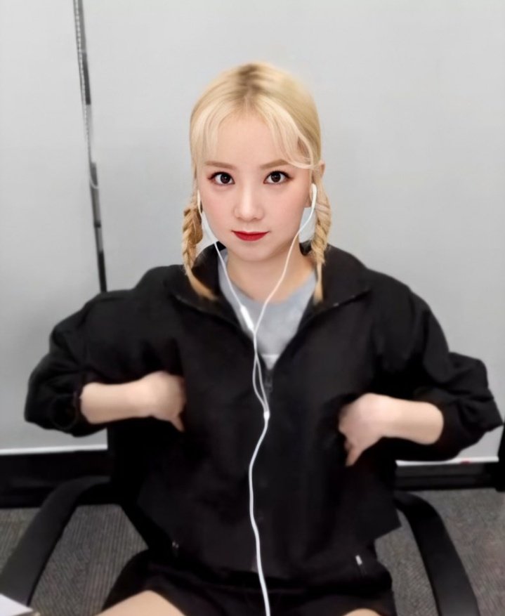 appleeunha_'s tweet photo. #eunha #은하 #gfriend @GFRDofficial https://t.co/tppjjmtxAx