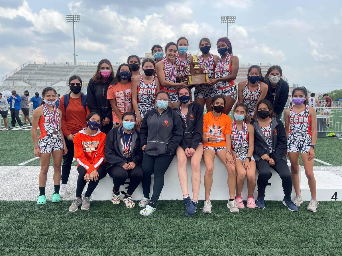 economedes_hs's tweet photo. Our Lady Jags are DISTRICT CHAMPS!🥇🏃🏻‍♀️🏆Great job at today’s track meet!  👏👏👏
Congratulations to all athletes and coaches! 💙🧡 https://t.co/zjBsNQmf9F
