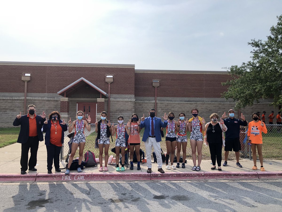 economedes_hs's tweet photo. Our Lady Jags are DISTRICT CHAMPS!🥇🏃🏻‍♀️🏆Great job at today’s track meet!  👏👏👏
Congratulations to all athletes and coaches! 💙🧡 https://t.co/zjBsNQmf9F
