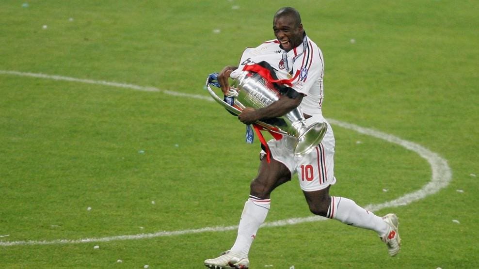 Happy birthday to one of the most underrated football player i ve ever known , i love you Clarence Seedorf  