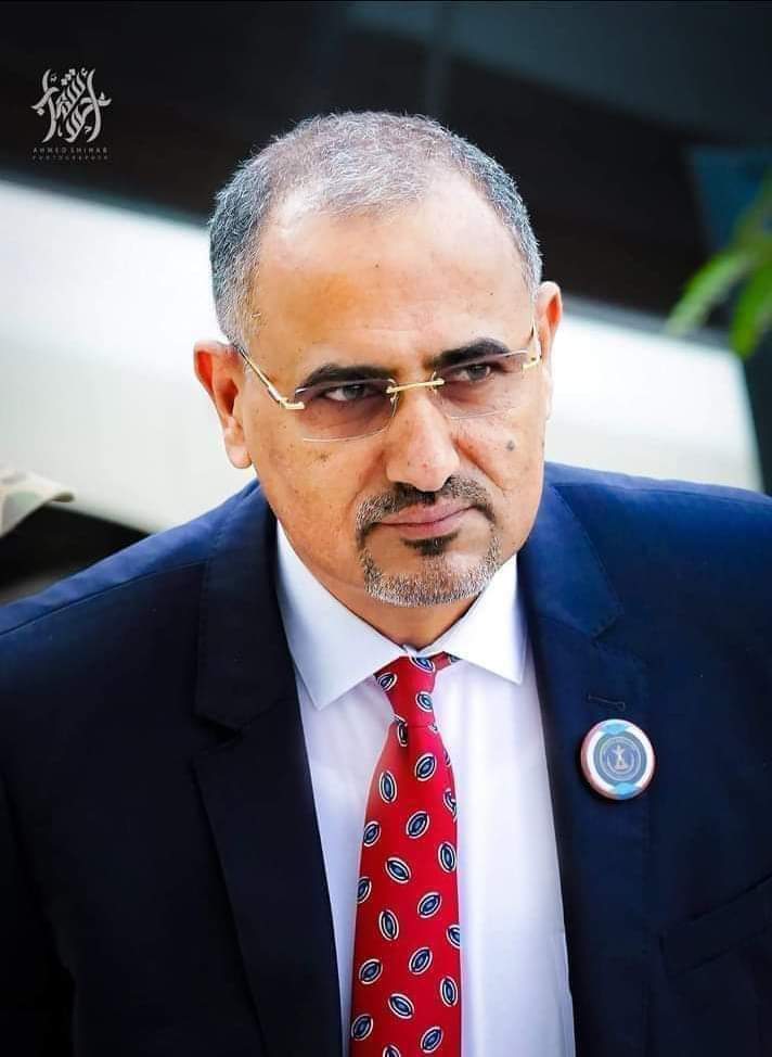 AbdullahAlHuryy's tweet photo. إن الصدق و الصراحة يجعلانك عرضة للانتقاد.. كن صادقاً وصريحاً على أية حال. https://t.co/ojkhA3cuFG
