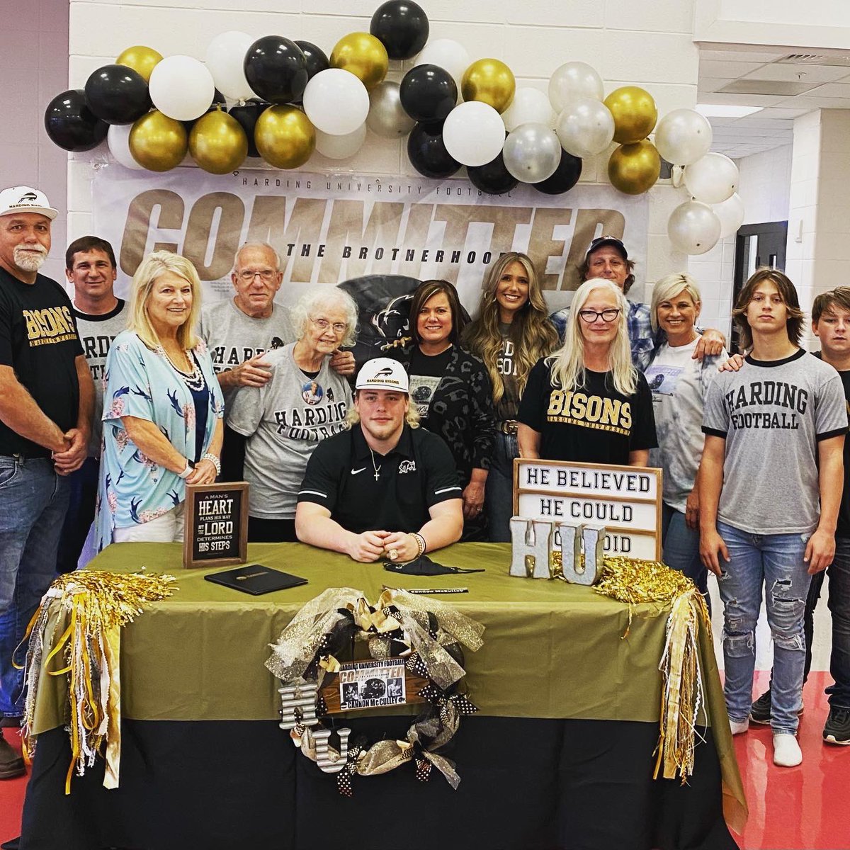 CoachCannonM's tweet photo. Officially a Bison! 🦬 #ag2g https://t.co/63nP2aBSwP