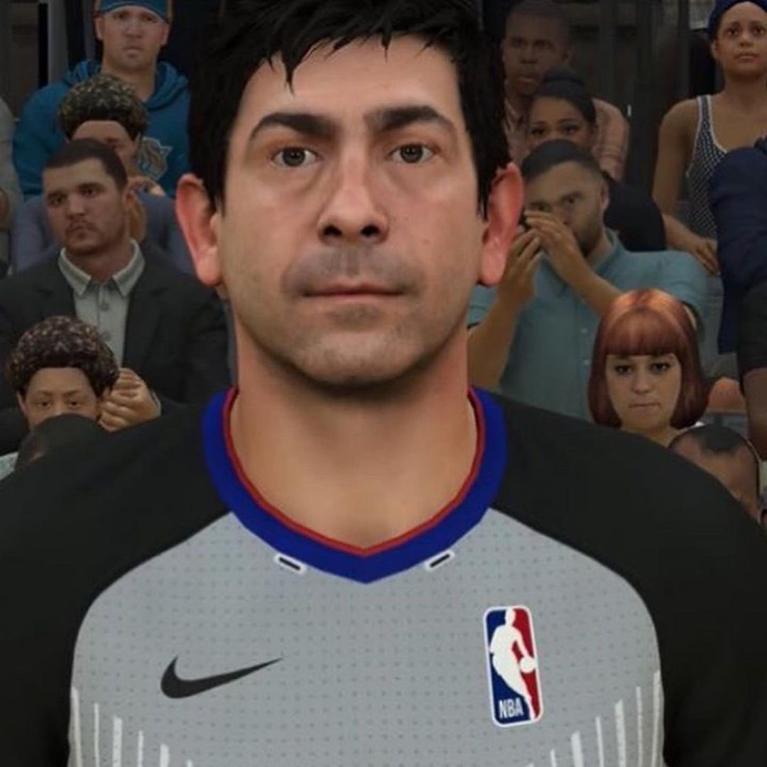 Hoopss's tweet image. What can’t this man do? 😂