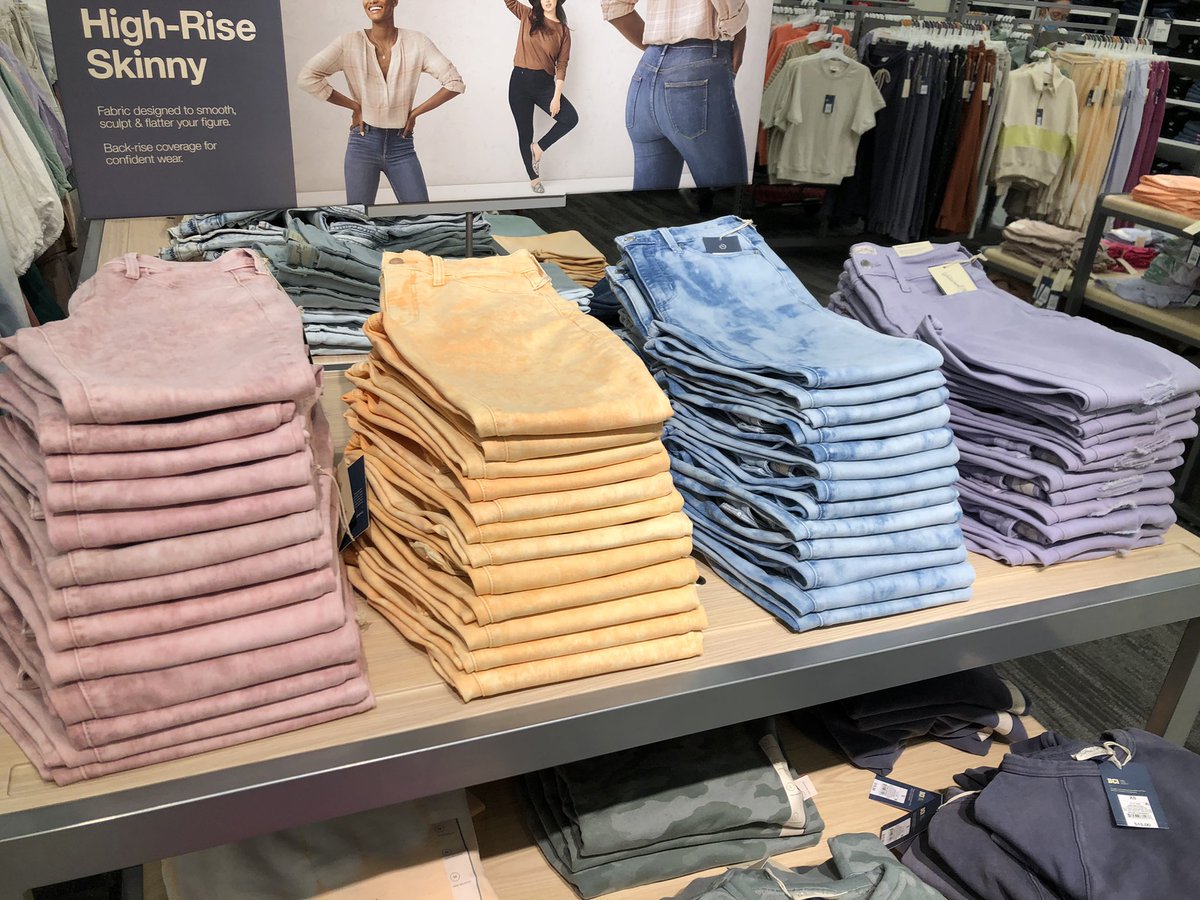 JamezFromTarget's tweet photo. Look at these zones 🤩😍 @jodijordheim @target #T76 #TargetPride #TargetHasStyle #JoyLab #ANewDay #UniversalThread https://t.co/bpxyJKrauZ