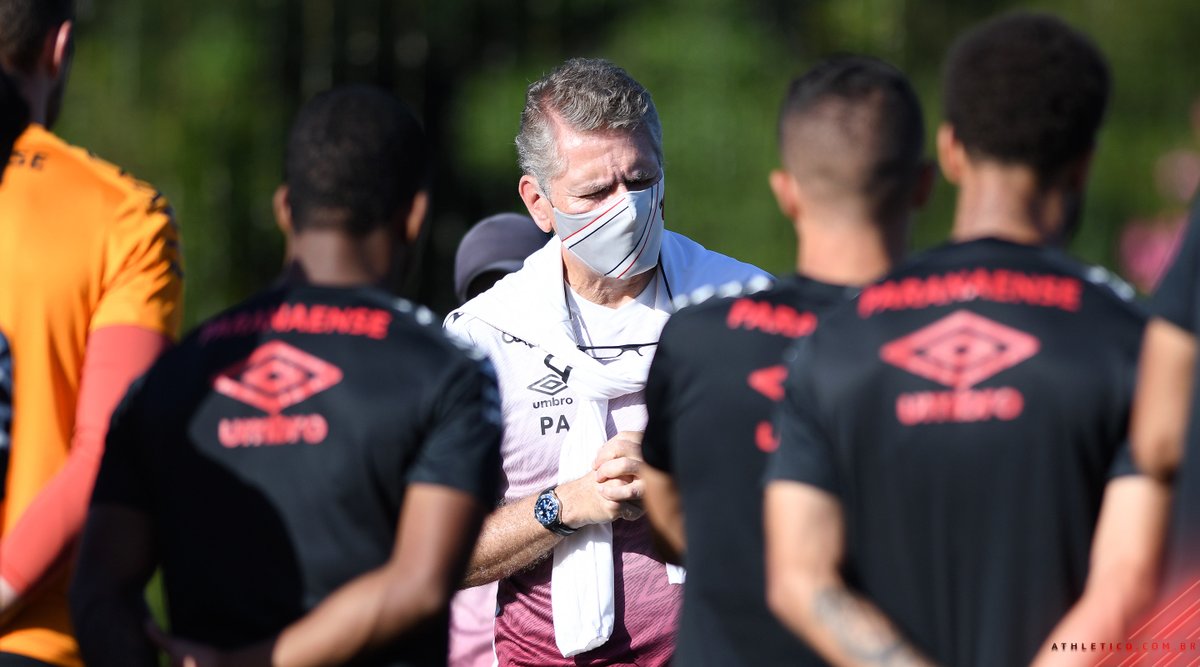 💪 Mais um dia de muito trabalho pra piazada do Caju. 

➡️ bit.ly/3ubRel3

📸 Bruno Baggio/athletico.com.br
#VamosFuracão