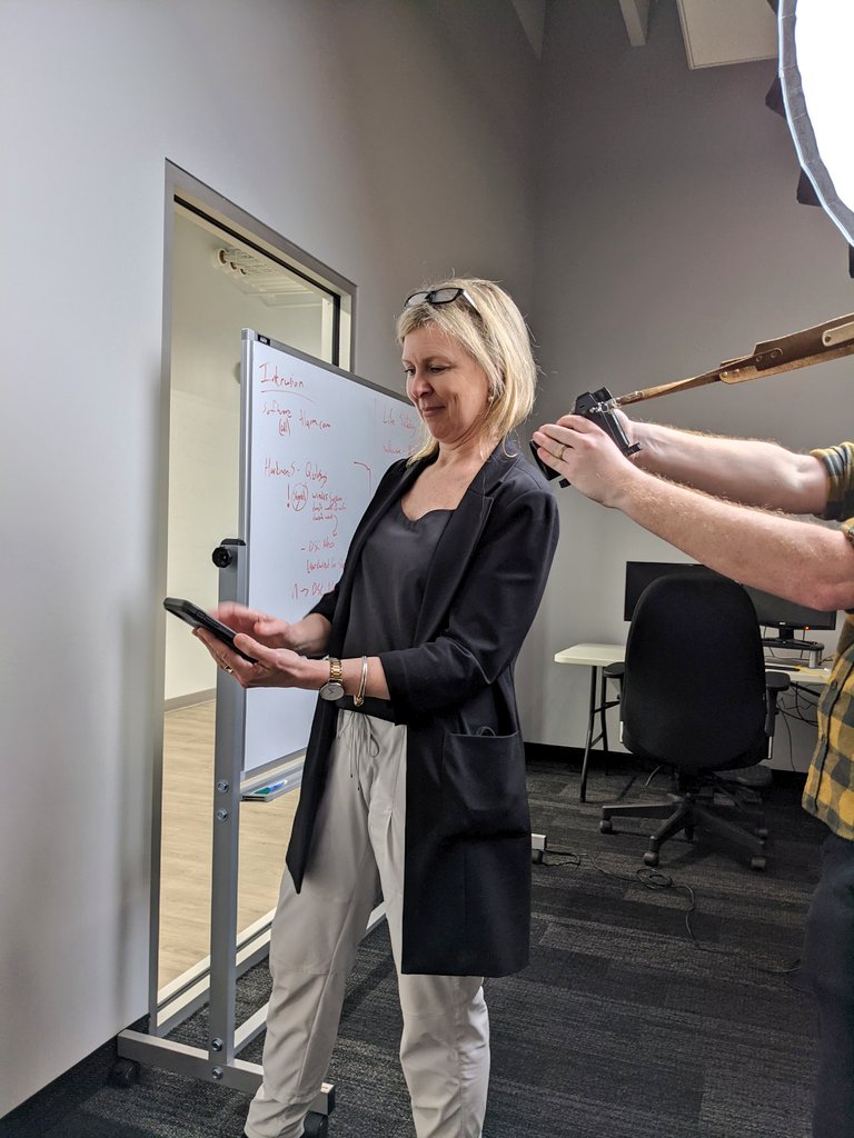alarmsystems's tweet photo. We've been making movies! Stay tuned #Wednesdayvibe https://t.co/6IhEdHIwf9