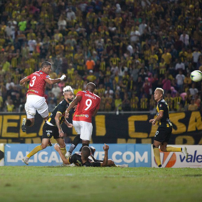 Caracas_FC's tweet photo. Felicitaciones a San Cristóbal por sus 460 años. 

Definitivamente hemos vivido momentos especiales en Pueblo Nuevo 🏆 https://t.co/sWwvl5eZCV