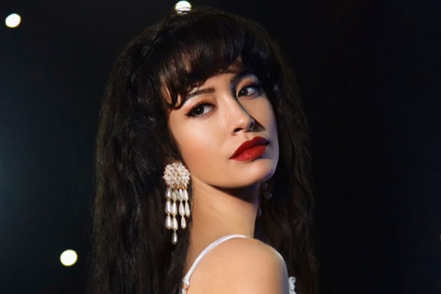 OlimpoNotiMx's tweet photo. #26AniversarioLuctuoso
#UnDíaComoHoy | Pero de 1995, muere #SelenaQuintanilla la Reyna del #Tex_Mex en Corpus Christi, @texasgov
@Luna_LDigital https://t.co/EFnibzWi0m