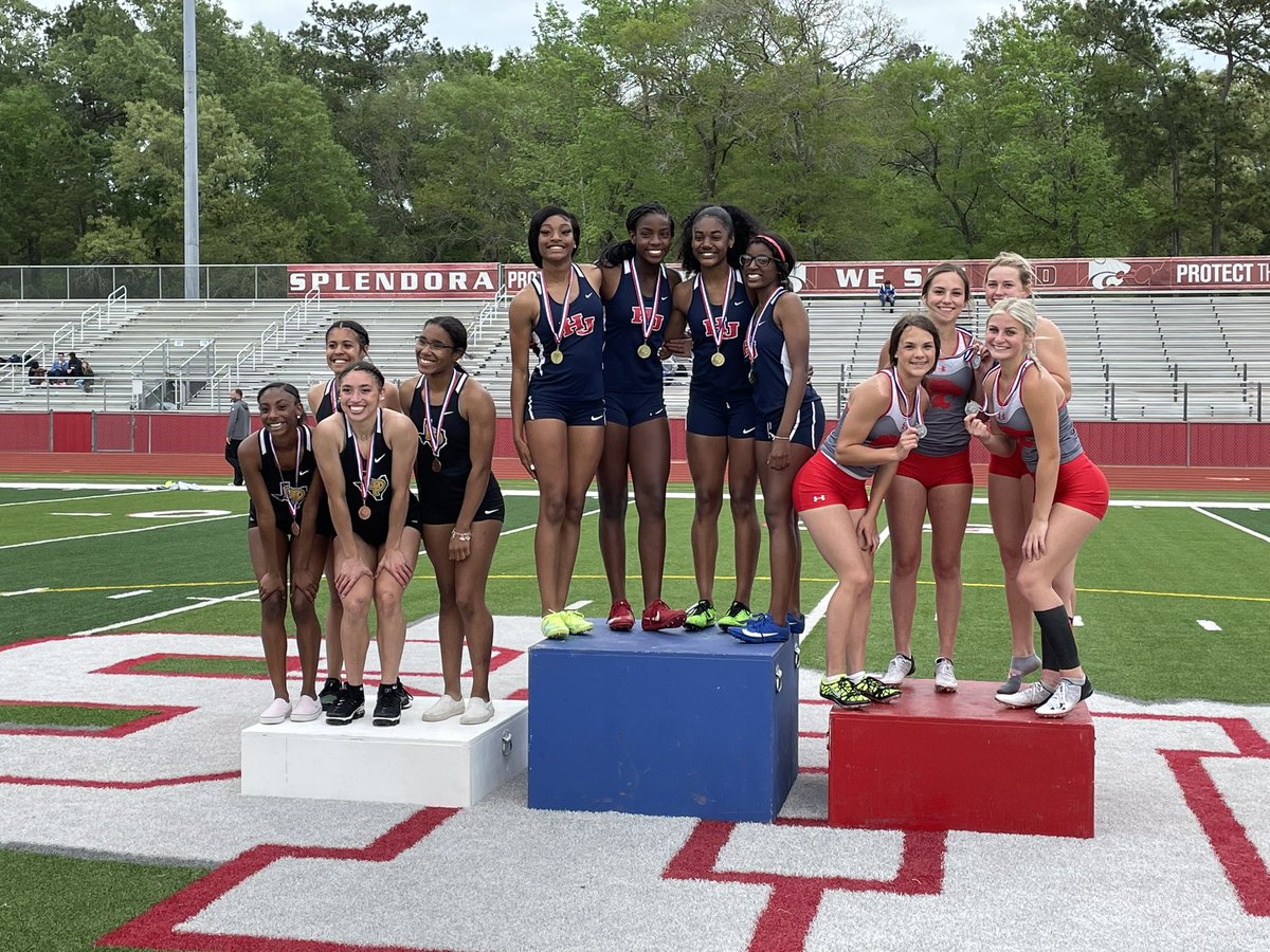 ShsgirlstrackX's tweet photo. Congratulations to our 4x1 with their 2nd place finish and advancing to Area! @SplendoraISD @Athletics_SISD https://t.co/gKqczp3sKE