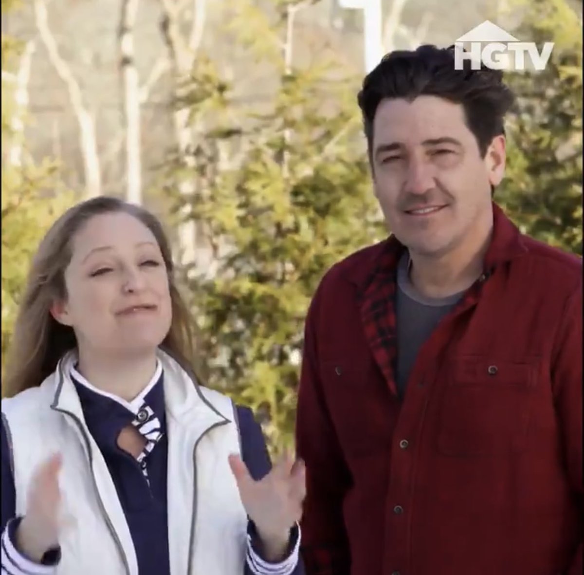 Me and every single Blockheads favorite “Knight” of the week — because nobody ever “Mrs” it!

(see what I did there? 👀😉)

My loves Back To Back —

<a href="/JennyMcCarthy/">Jenny McC-Wahlberg</a> &amp; @JonathanRKnight 

<a href="/MaskedSingerFOX/">The Masked Singer</a> 8/7c <a href="/FOXTV/">FOX</a> and #FarmhouseFixer 9/8c <a href="/hgtv/">HGTV</a> #MaskedSinger 
🎭🎤 &amp; 🛠🪚🏡 = 🤖❤️