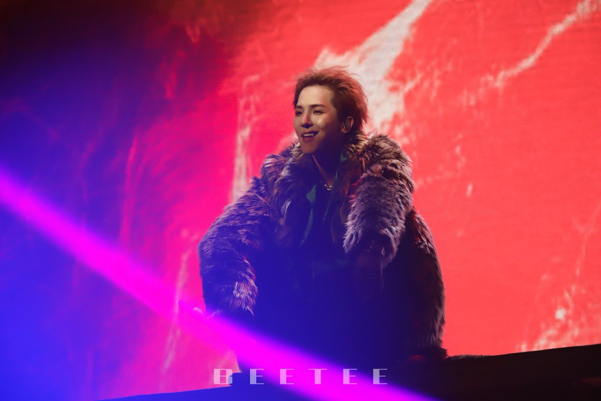 bobby09052001's tweet photo. Ayyoooooo 🐻💙 @official_mino_ 

#MINO #송민호 #위너 
#AprilFoolsDay https://t.co/OzhP0bRvWq