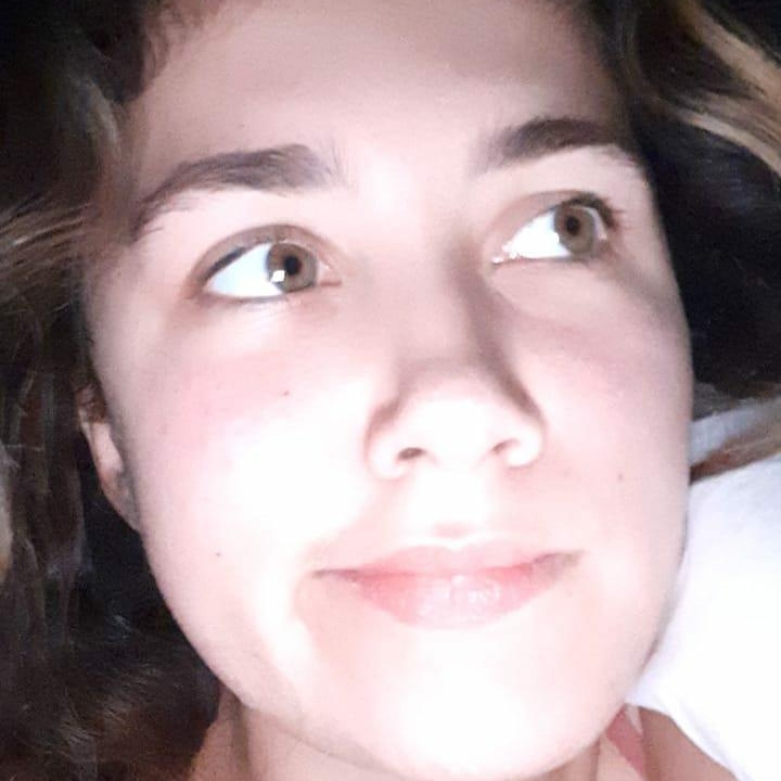 Lizzy_jones05's tweet photo. When the first thing you do in the morning is take a photo and surprisingly it looks alright #young #dmme #bored https://t.co/9MdNKPKIFM