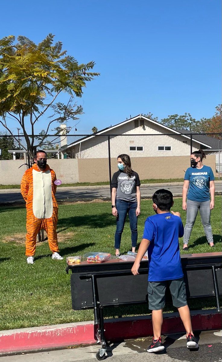 Ramona Academy tweet media