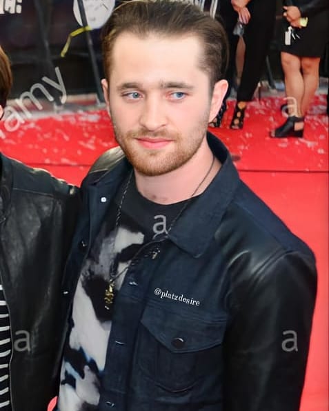 PlatzDesire's tweet photo. I love you baby ❤️👑
#danielplatzman https://t.co/ocv2PfjvpD