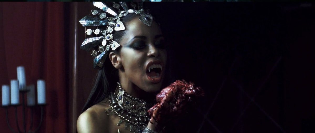 Queen of the Damned (2002) ♱.