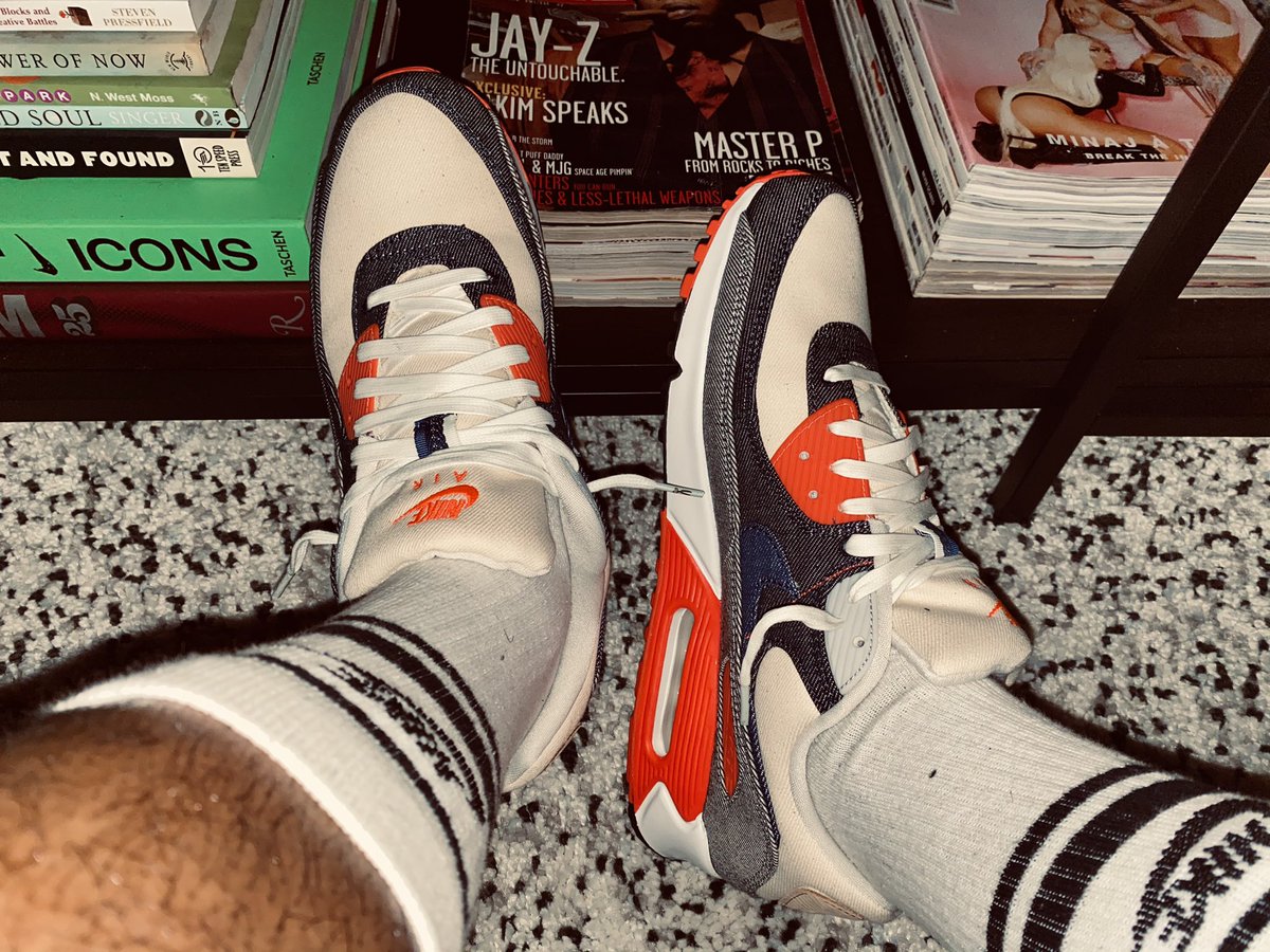 BySeanMalcolm's tweet photo. And for my last trick...

Day 31 - Air Max 90 x DENHAM “Infrared”

#MalcolmAirMaxMarch

#AirMaxMonth #AirMaxMarch

#QuarantineKicks https://t.co/vBnAZ7gGDB