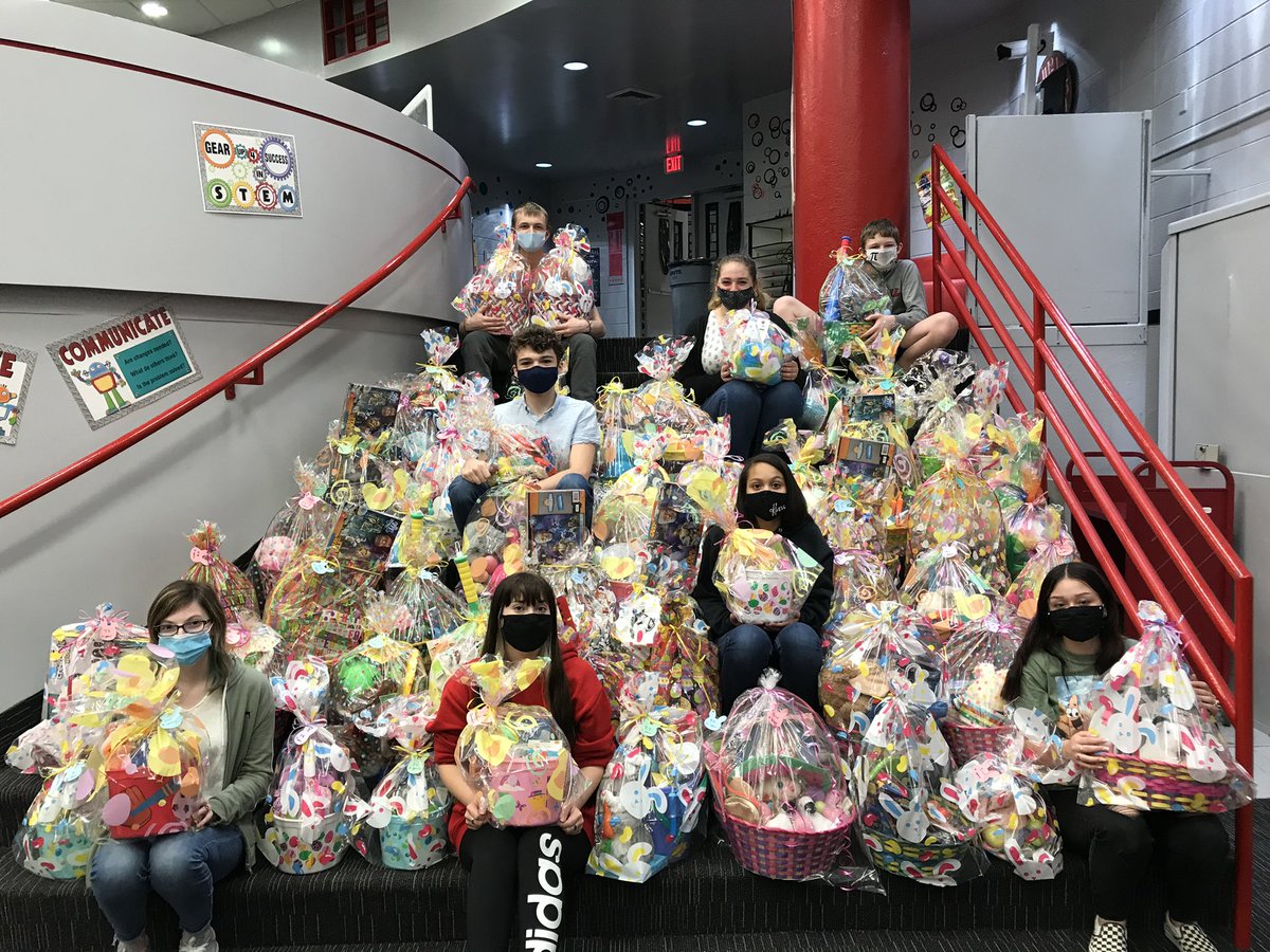 CentralRedDevil's tweet photo. National Honors Society students, Mrs. Byrd’s Honors History students, along with some extra students and teachers all came together to make over 60 Easter baskets for foster children in our area. #RedDevilPride https://t.co/EwUaAwDGav