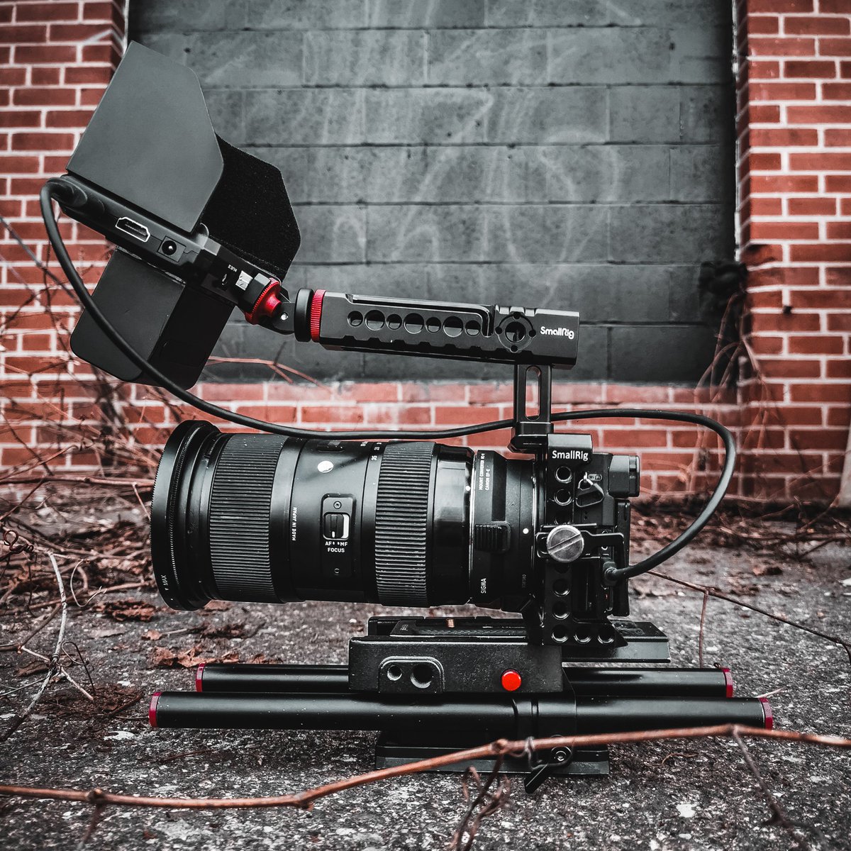 I freaking love this setup, minimal but damn does it produce a great image