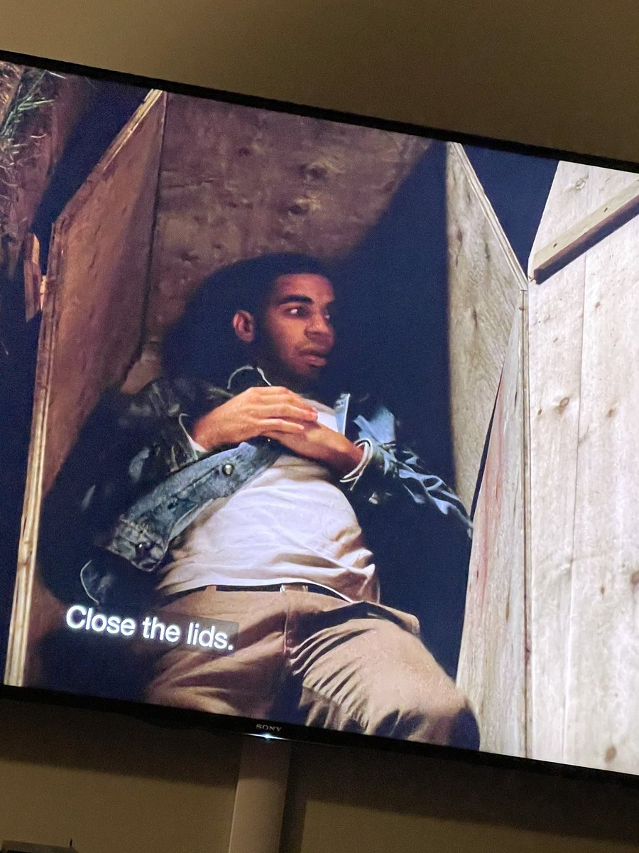 RosieNoesi's tweet photo. Ok Drake on an old show called #BeingErica where a young #Drake is in episode two! This is #drake gold for fans! https://t.co/8CjrKAK0xt