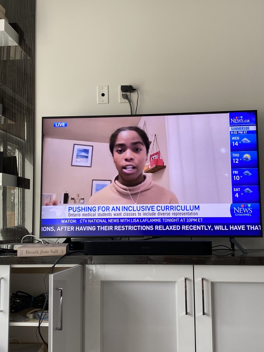 Flipped on the TV today and look what I saw! Trailblazer <a href="/IkuNwosu/">Iku Nwosu, MD</a> on <a href="/CTVNews/">CTV News</a> discussing the incredible changes her and other <a href="/queensu/">Queen's University</a> students are making to the med school curriculum to accurately reflect non-Caucasian skin tones and patients. So proud :) 🙌🏽 💪🏽<a href="/MCG_MedEd/">Michelle Gibson</a>