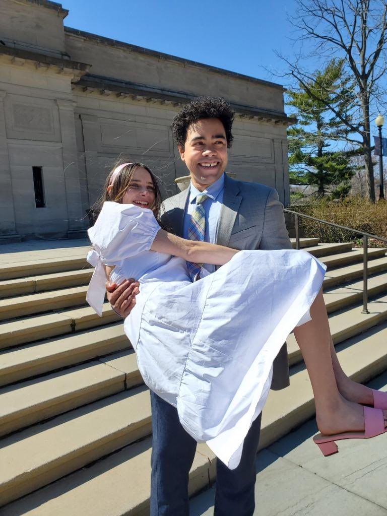 ClaraCakes's tweet photo. Married 💘🎉 https://t.co/elnyZBAtYg