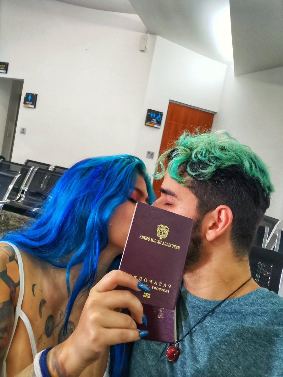 brendibu01's tweet photo. Aquí en, España, Aruba, un crucero y  con mi esposo gracias a él cochino dinero que gano de #onlyfans 😏 https://t.co/QAD7yvOmQF