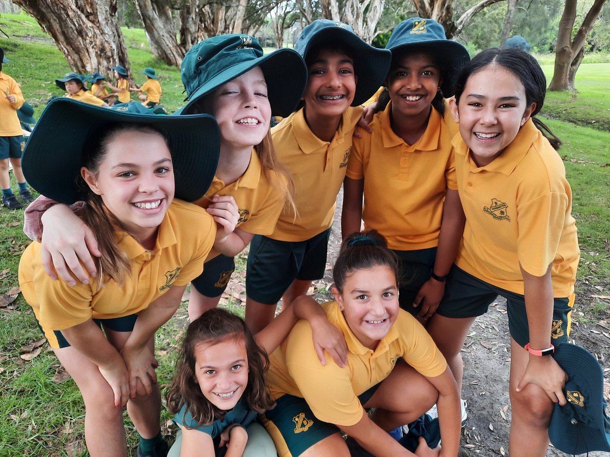 KENSINGTONPS's tweet photo. Having a ball at cross country! #stage3 #65R #65J #65T #65B https://t.co/gX5UJJKmAs
