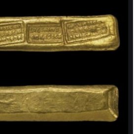 FGrizio's tweet photo. Q13.1
We brought a lot of gold and silver ingots back to Spain. 
Only by capturing Atahualpa, the gold we gained totaled 1.3 million pesos de oro. Spain became a really rich country after we brought all the gold we were given and all the gold we found (stealed🤫) back to Spain. https://t.co/1xfIQTE55B