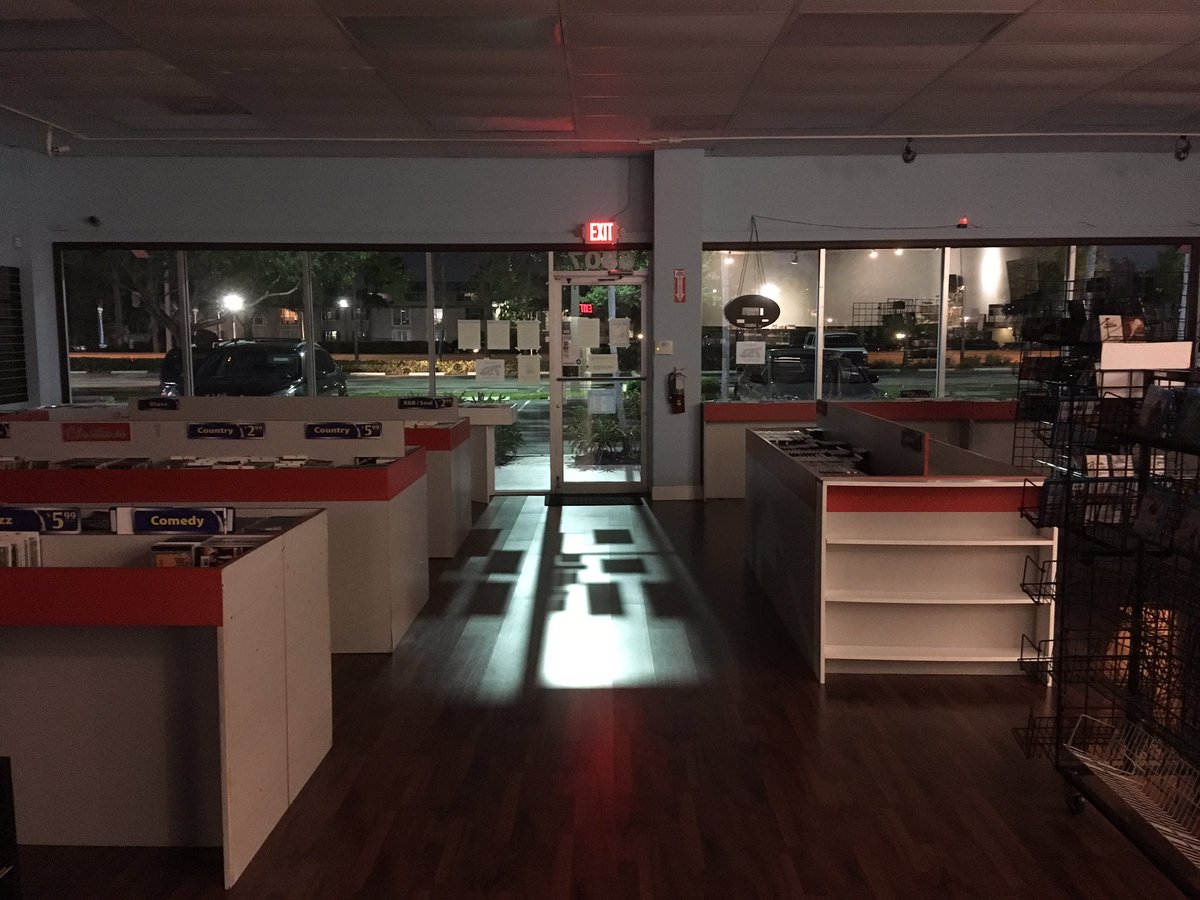 cdtraderdavie's tweet photo. And thus the curtains close on this chapter. I want to thank everyone for the absolute incredible support and love you have shown us in the past weeks as we said goodbye. You have all been the best customers anyone could ask for, and we will miss you all so very much. https://t.co/CR0elDIESP