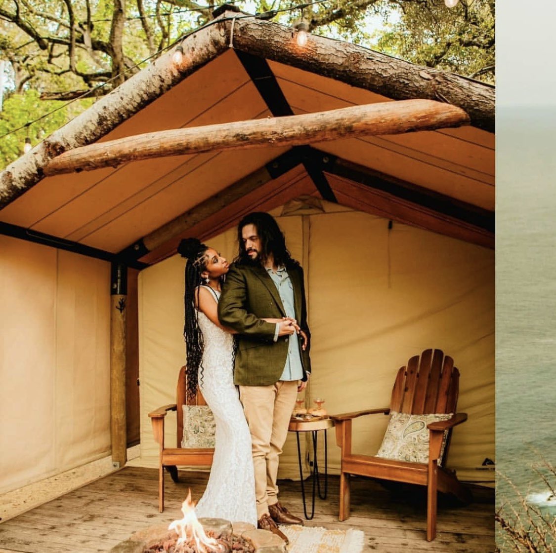 SMRCamping's tweet photo. “First time to Big Sur and it did not disappoint! 🔥 You definitely don’t need an elaborate set up when these incredible landscapes backdrops. 

Become you own screensaver”
- 📸: @mjmaiden_photography https://t.co/uyBKqIYhKD