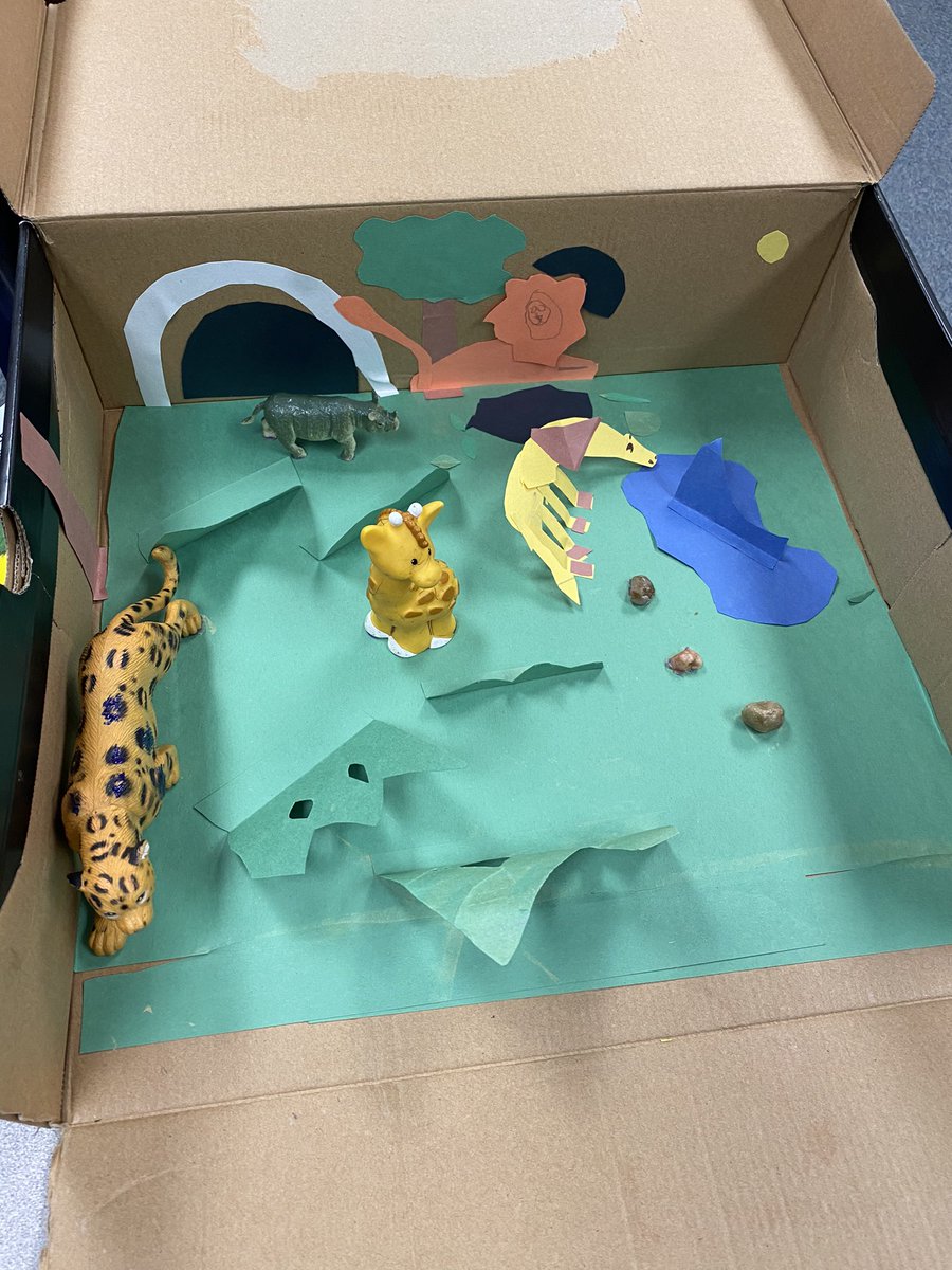 ClarkCats2's tweet photo. Our #SensationalSecondGraders show off their #AnimalHabitat projects. #Alligators #KingCobras #Zebras #Giraffes #Leopards #AwesomeAnimalProjects #MsRuizClassRocks @ClarkCats2 @believe_EC2020 @SpringISD_Curr https://t.co/rXFkFhMeMn
