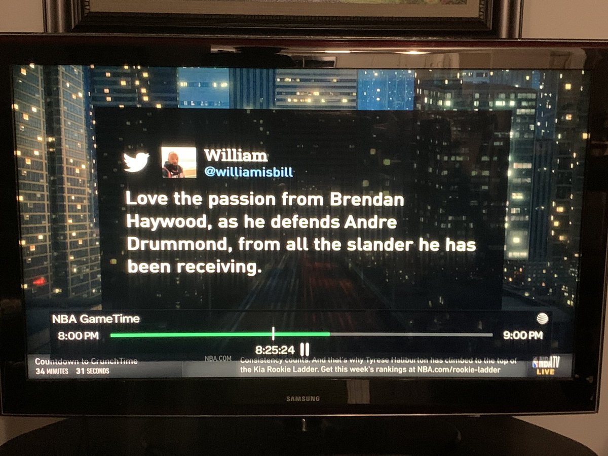 williamisbill's tweet photo. Ayyyyy!!! They shouted me out on #nbagametime @NBATV 😎 https://t.co/PMfN24p289