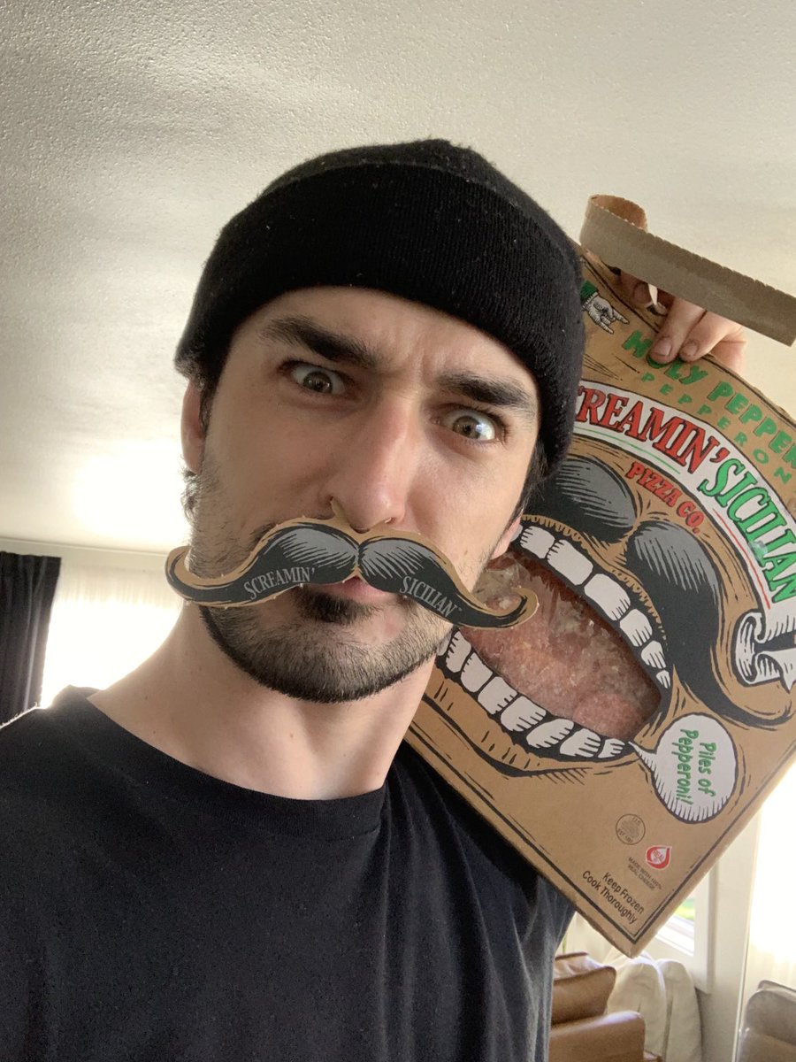 BenniFarside's tweet photo. Screamin’ Sicilian is he best frozen ‘za in the game. https://t.co/voNfZF7XKu