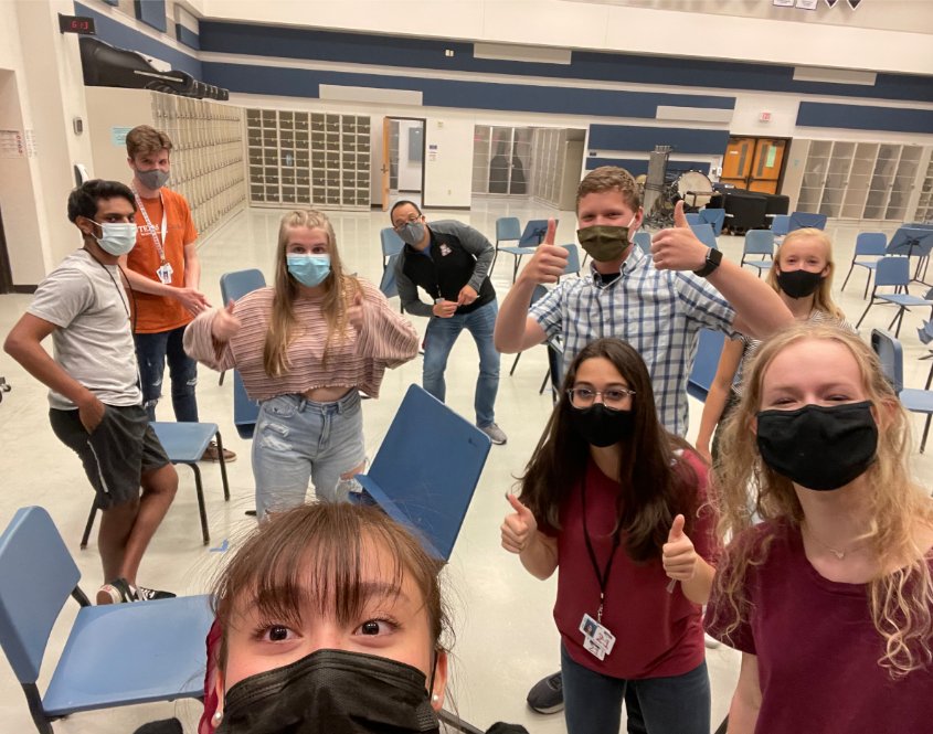 AllenBand's tweet photo. 🎉Congratulations to the 2021-2022 Allen Eagle Escadrille Drum Majors:
Maddy Beltran
Megan Carlson
Ainsley Ford
Jacob Groves
Melanie Schwartz

🅰️🆙 https://t.co/poqcXAxeIJ