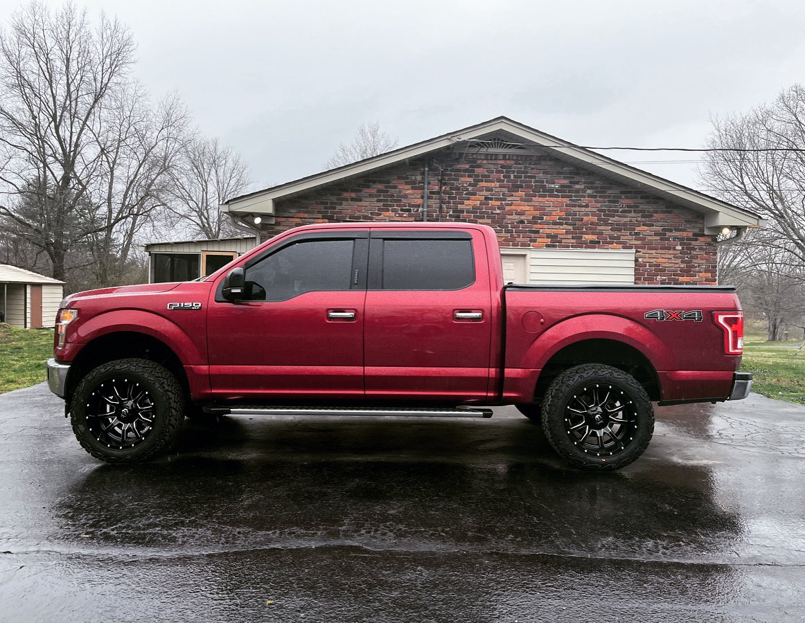 caitlin_clouse's tweet photo. I’ve literally had every kinda of vehicle you could dream of it feels like, but this hand me down truck is my favorite by far 💎 https://t.co/1dwjcjjqdZ