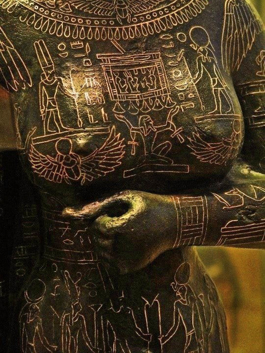 archaeologyart's tweet photo. Copper alloy hollow cast statue of the priestess Takushit at the National Archaeological Museum of Athens. More: https://t.co/vl1nplF4gv https://t.co/ijWhSwsIBp