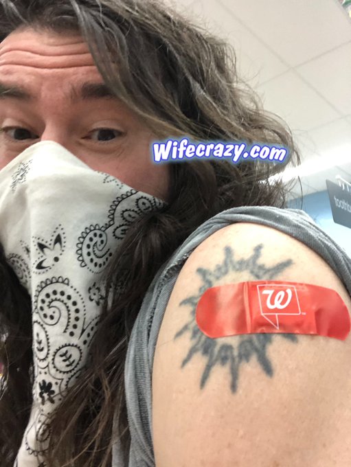 First round done ✅ https://t.co/y3dpRo1LUP<a href="/tag/wifecrazy"class="tags"><span>#wifecrazy</span></a>