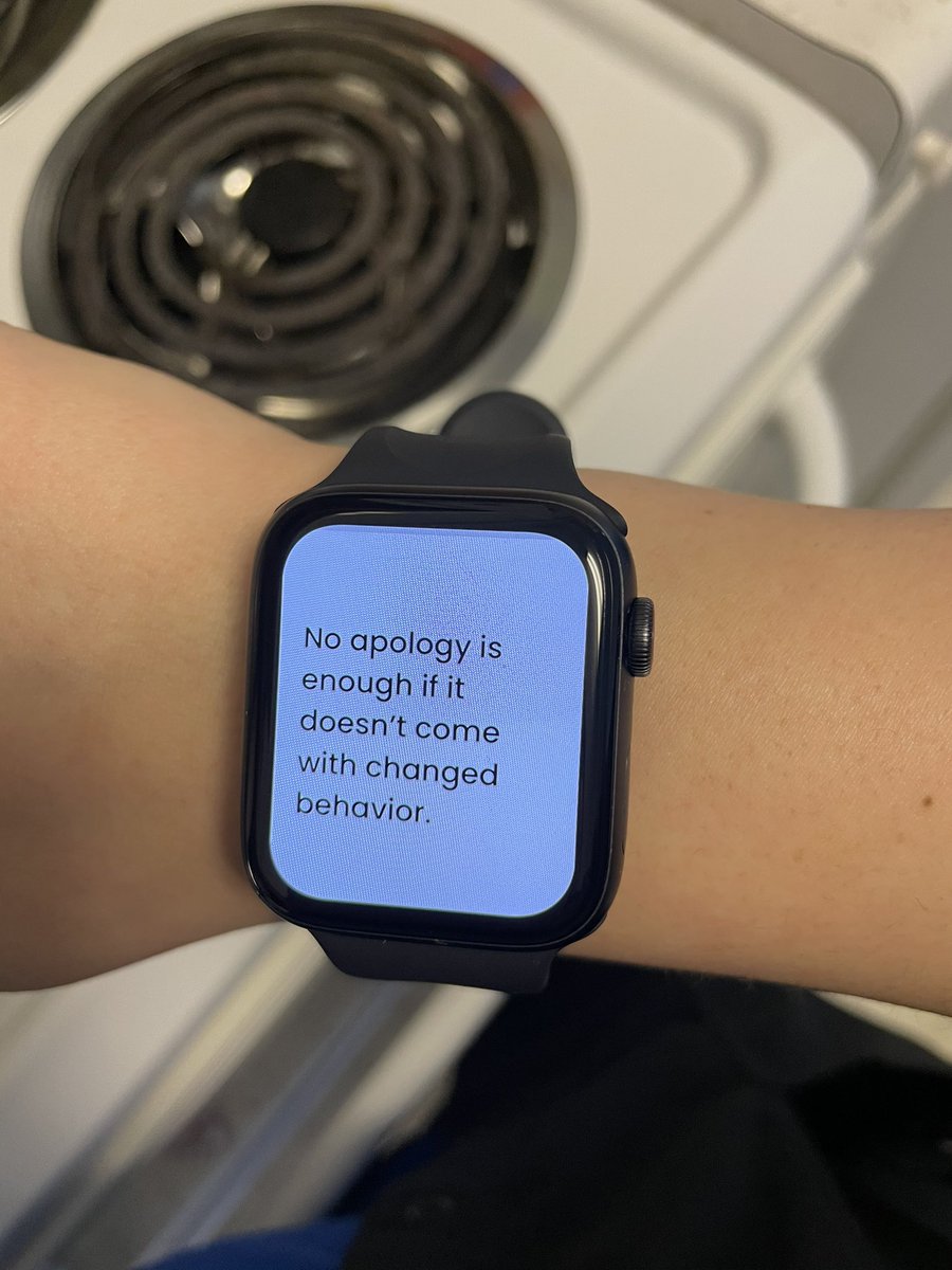 atsignashlacy's tweet photo. @byRHSin always pops up in my daily life to remind me I don’t have to settle for the things I do not deserve. Absolutely love his content/art so much https://t.co/jzSwA3vY8E