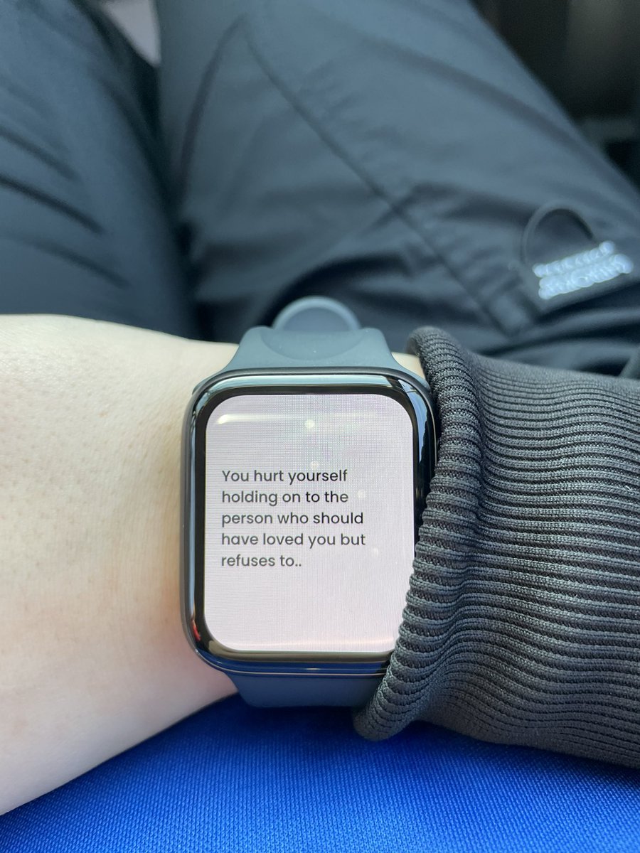 atsignashlacy's tweet photo. @byRHSin always pops up in my daily life to remind me I don’t have to settle for the things I do not deserve. Absolutely love his content/art so much https://t.co/jzSwA3vY8E