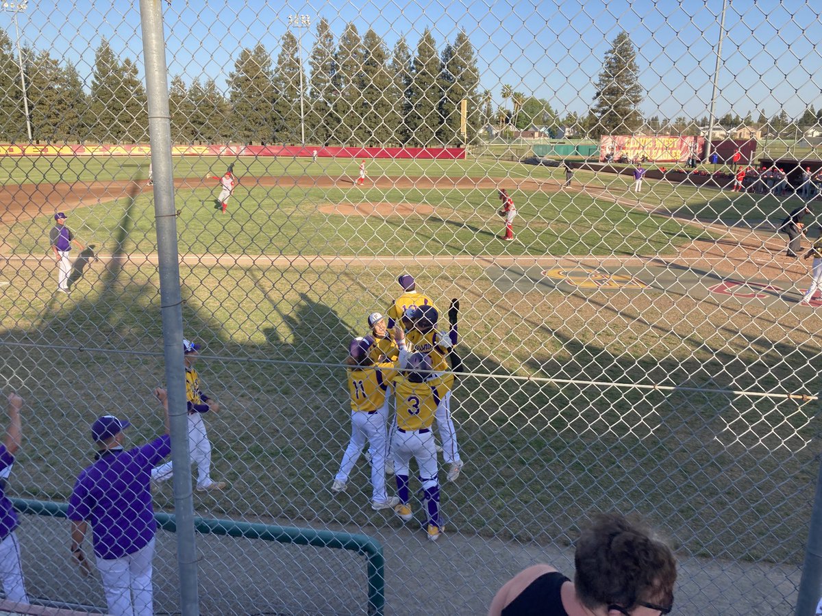 ⁦<a href="/fresnobaseball/">Fresno High Baseball</a>⁩ in Easter Classic title game for first time since 1988 and boys jump out to a quick 2-0 lead against Buchanan
