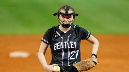 BentleyFalcons's tweet photo. Softball: Calabrese and Mankins lead Bentley to a sweep of Stonehill

https://t.co/ek6L4JpkOh
#BentleyU #BeAForce #NE10EMBRACE40 https://t.co/FhUk3vjfZR