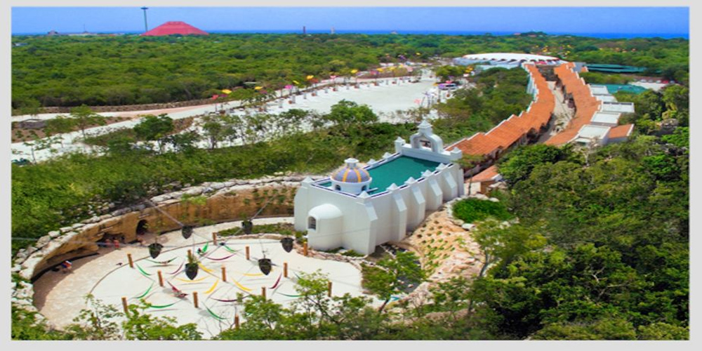 Presencia_MX's tweet photo. Fallece menor de 13 años ahogado 
en parque acuático de #Xcaret 

El niño fue succionado en el sistema de filtración del río artificial de nombre “Relajante" del parque Xense

https://t.co/9VTwiWH3Fi https://t.co/d1HqMIGq8I
