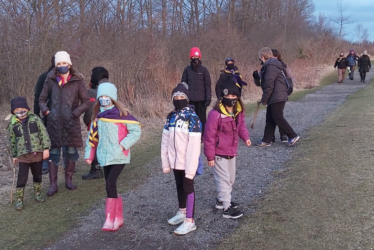 7th_ajax's tweet photo. Great evening for a hike #scoutsdostuff https://t.co/8cP3XRKQTu