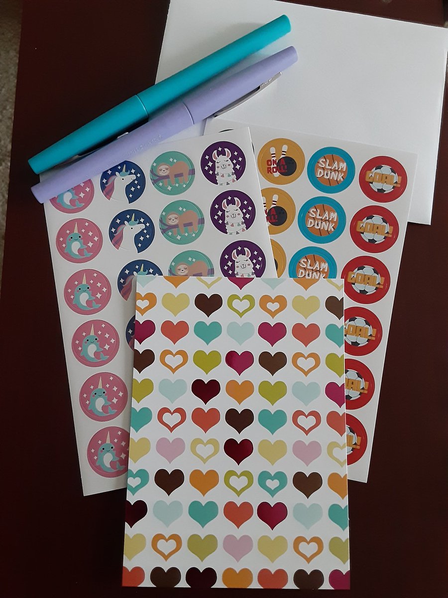 SRCheek89's tweet photo. Thanks for including me in keeping our connections with our students strong! #springbreaklove @cslbeavers https://t.co/WtnaE4Ium7