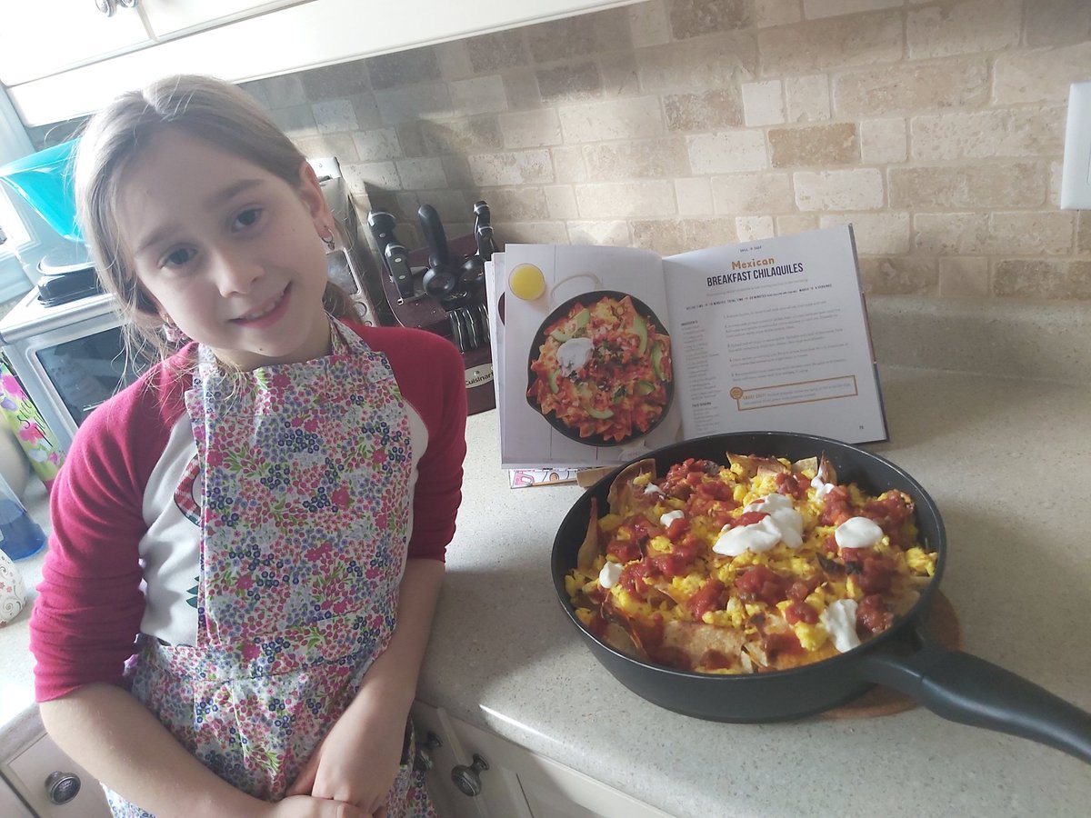 VanessaRuffolo's tweet photo. Love when Olivia makes dinner! #yummy, #toobigtoofast, #nexttopchef https://t.co/DAtKvedkHW