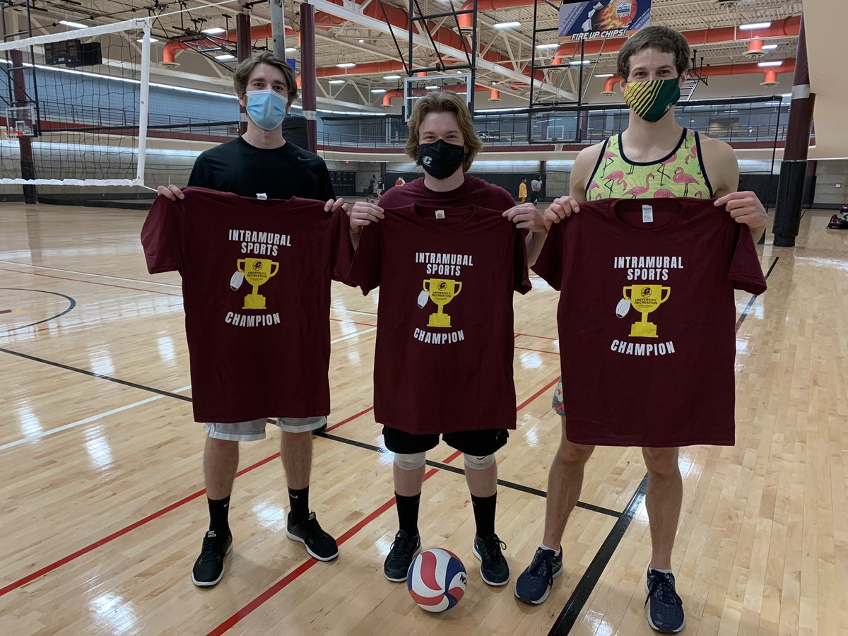 URecCMU's tweet photo. Washed Up is our Men’s champions for volleyball! 🏐🎉 #CMUIMSports #AB https://t.co/WnbpPCrfMx