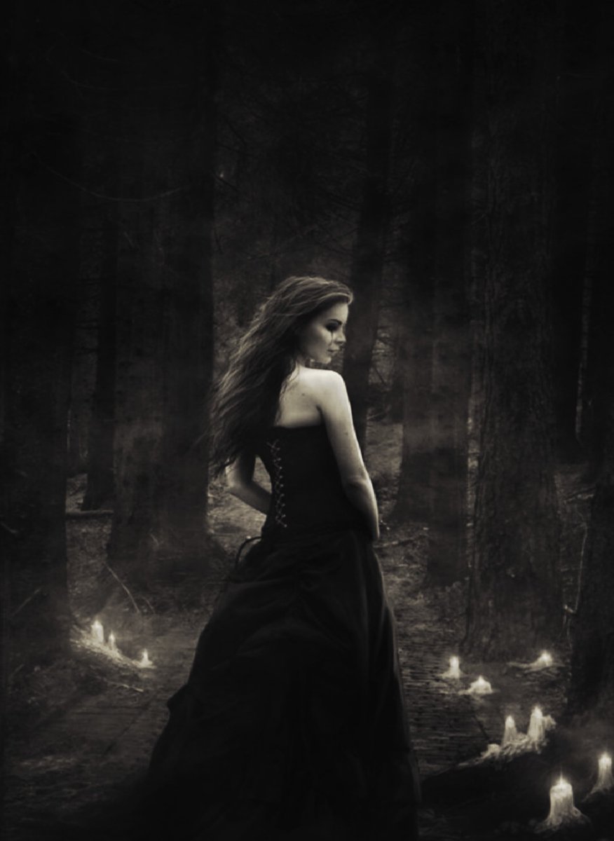 EireenViolet's tweet photo. Looking for the road in the dark woods!🦇
#altlandscapes #altworlds #gothfantasy #gothvibes #gothworld #darksilence #sweetdarkness #gothicbeauty
#darkart #gothart #goth #dark https://t.co/bm7HiMKLY9