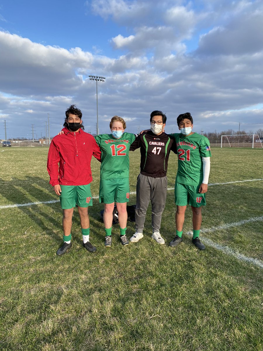 SpencerLPHS's tweet photo. These four dudes got a W on Senior Night! #LPsoccer #LPshines https://t.co/XKyWtZsOD1