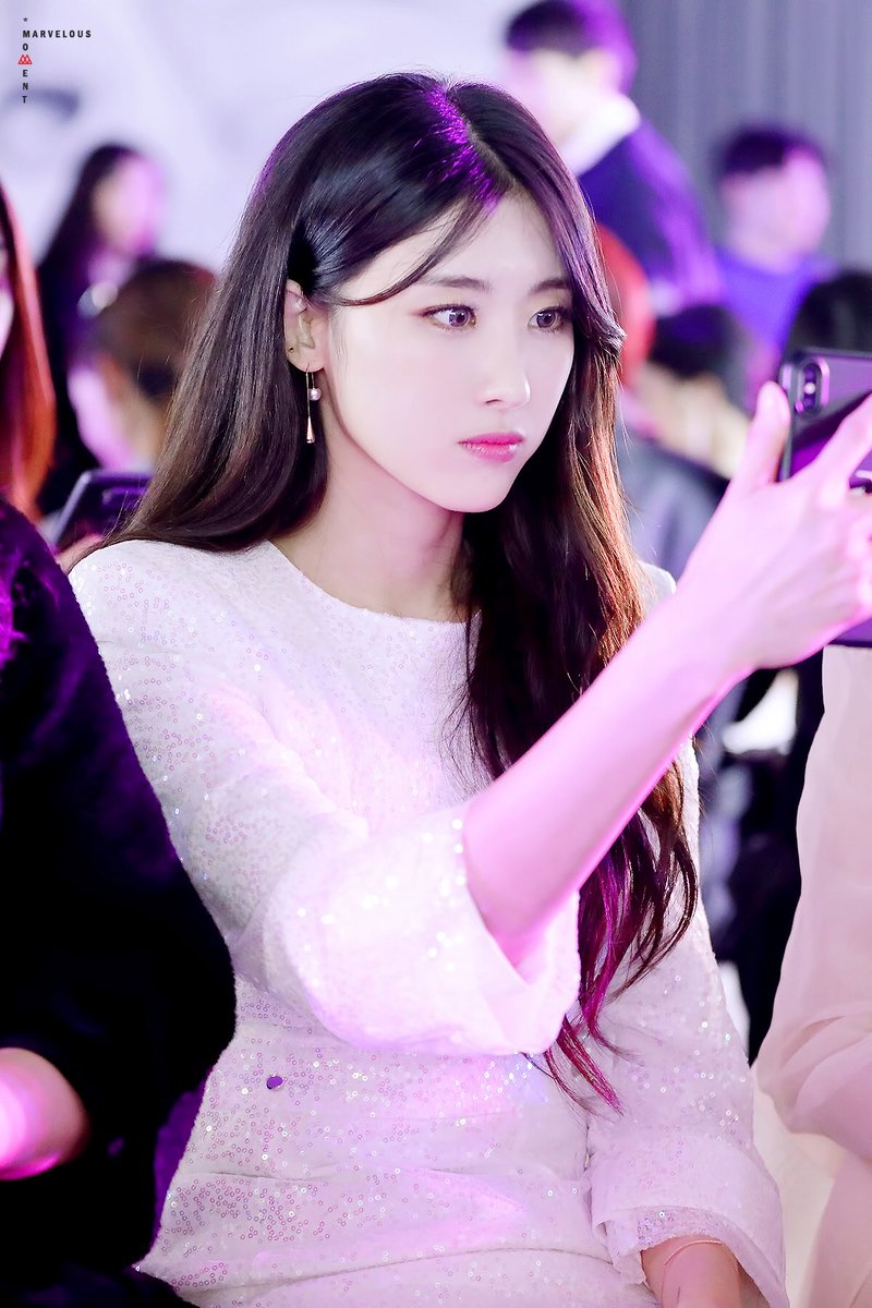 hourIyhani's tweet photo. #현아 #HYUNA https://t.co/HIF7QWOdFR